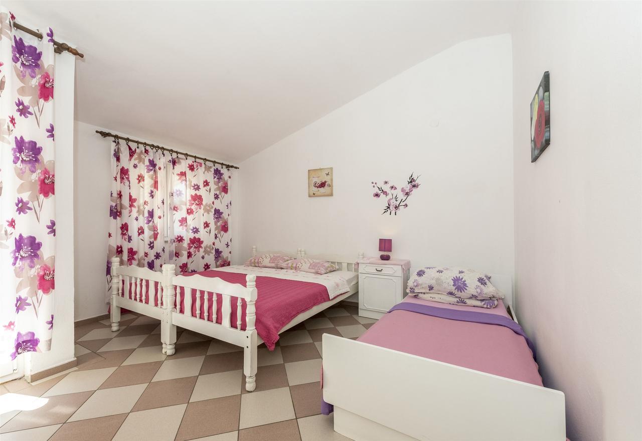 Apartments And Rooms Dragica 斯塔利格拉德-帕克利尼卡 外观 照片